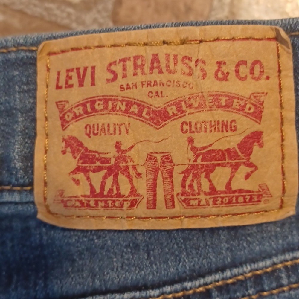 Levi's jeans classic straight woman's size 32 - Picture 2 of 6